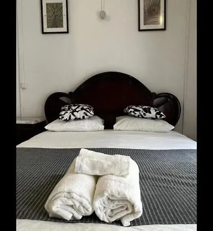 Conde Do Redondo Homestay Lisbon