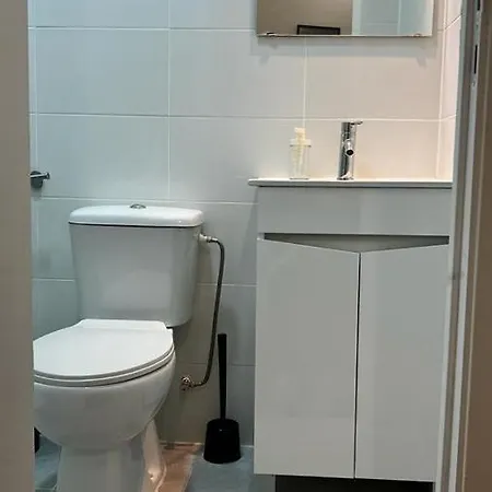 Homestay Apartamento Conde Do Redondo Lisbon