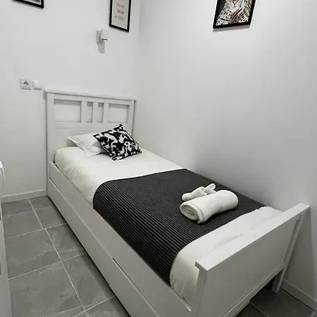Homestay Apartamento Conde Do Redondo Lisbon